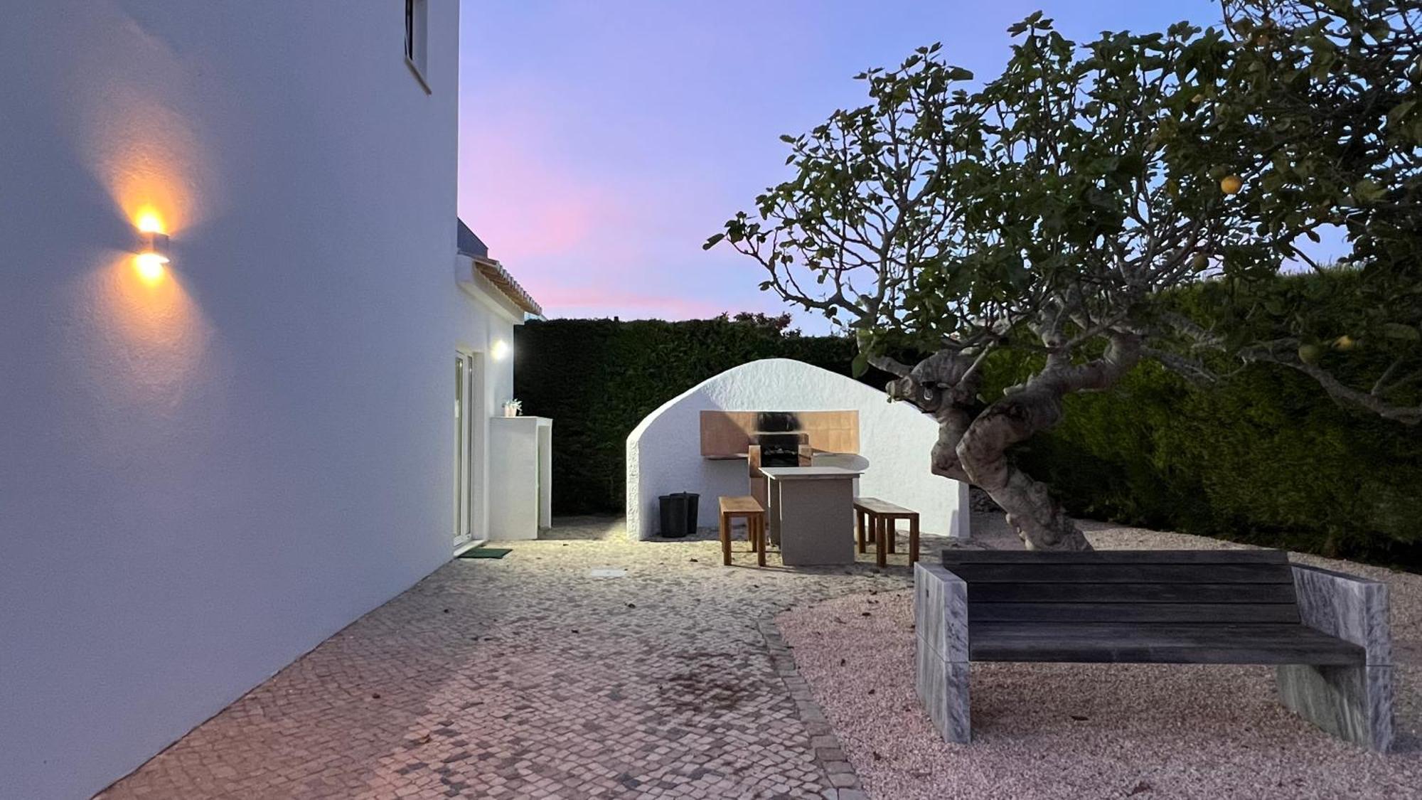 Dad'S Villa Lagos Ngoại thất bức ảnh